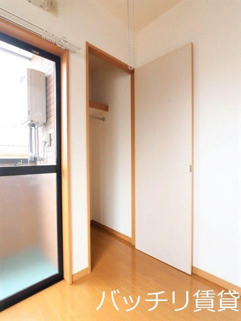 収納　同型タイプの為、現状を優先致します。