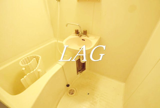 バス・シャワールーム　お風呂です。