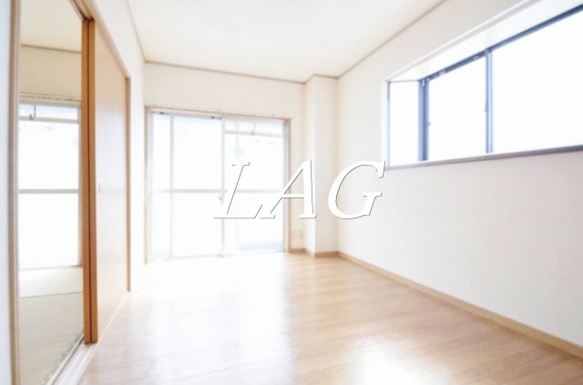 居室・リビング　洋室のお部屋です。