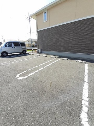 駐車場　カースペースがあります