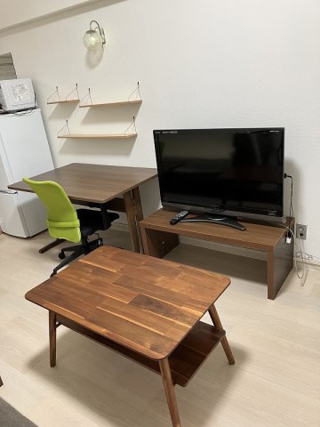 居室・リビング　居間リビング　家具家電付き