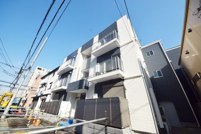 建物外観　お問い合わせはタウンハウジング調布店まで