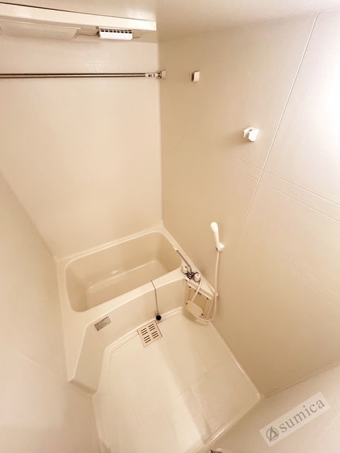 バス・シャワールーム　あったかお風呂、ひんやりお風呂、洗濯物も乾かせる浴室暖房乾燥