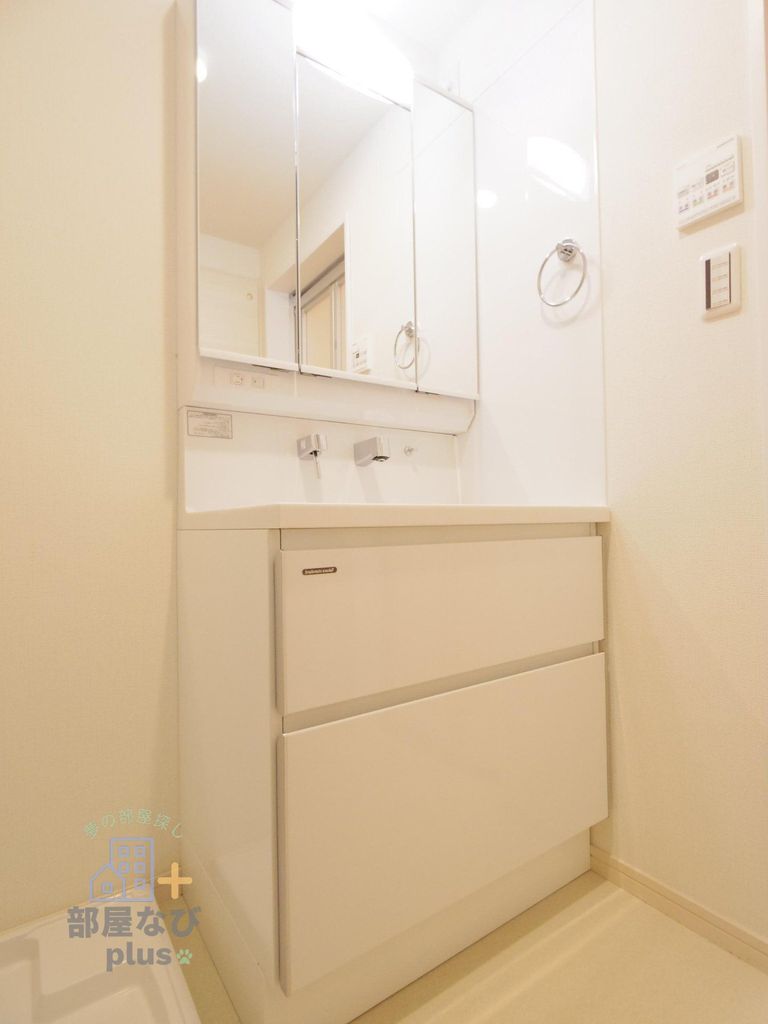 洗面設備　※同仕様写真です