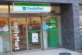 コンビニ　ファミリーマート 阪神野田店（コンビニ）まで636m
