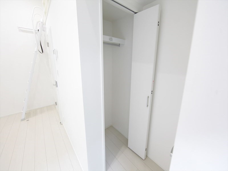 収納　クローゼット（収納充実してます）