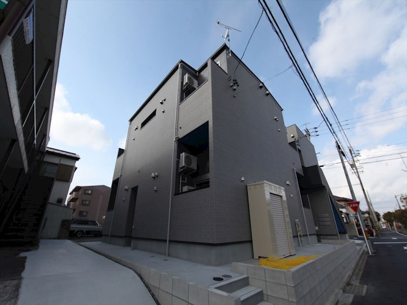 建物外観　外観　デザイナーズ　光インターネット無料