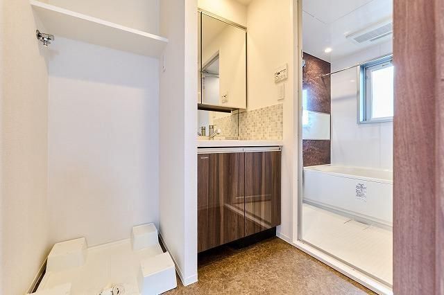 洗面設備　別号室参照