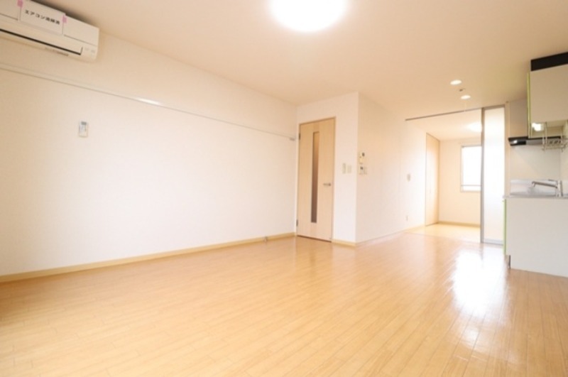 居室・リビング　図面と現状に相違がある場合には現状を優先