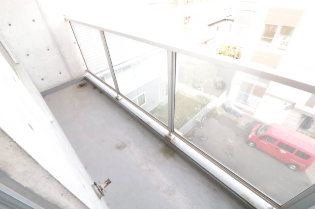 バルコニー　外干し出来ます♪