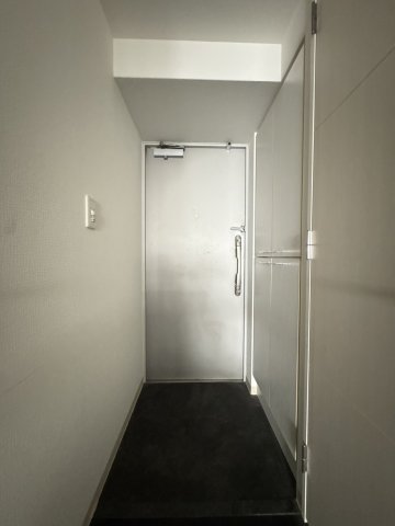 玄関　落ち着いた玄関です