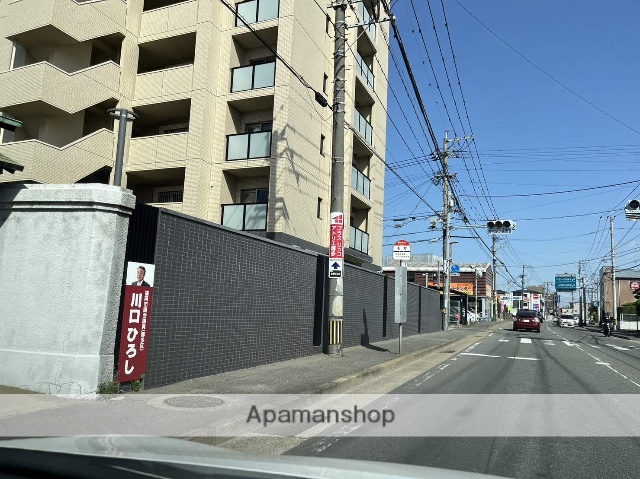 その他　麦野バス停（その他）まで527m