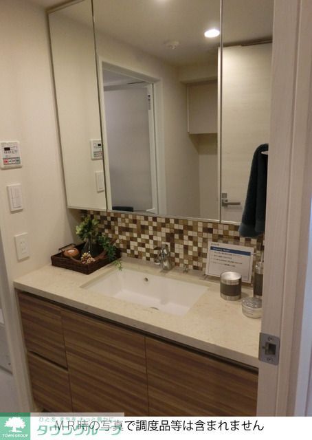 洗面設備　Ｆタイプ2015年3月撮影 ＭＲ時の写真で調度品等は含まれ…