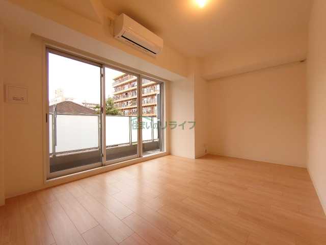 居室・リビング　リライフ下北沢店