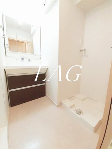 洗面設備　洗面台です。