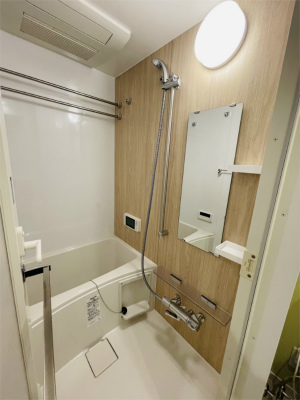 バス・シャワールーム　※別部屋参考写真