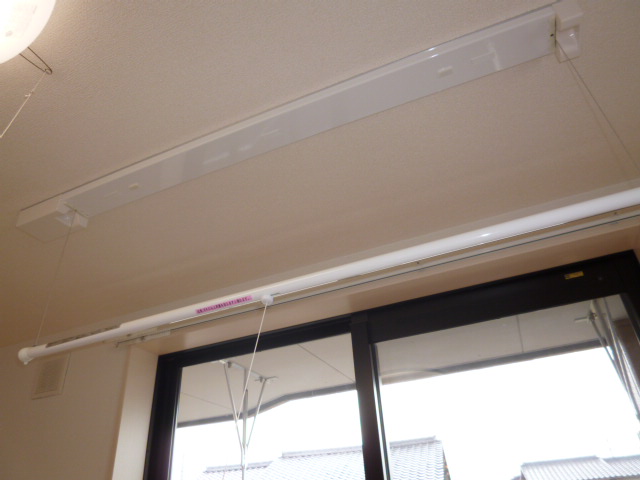 その他設備　室内物干し