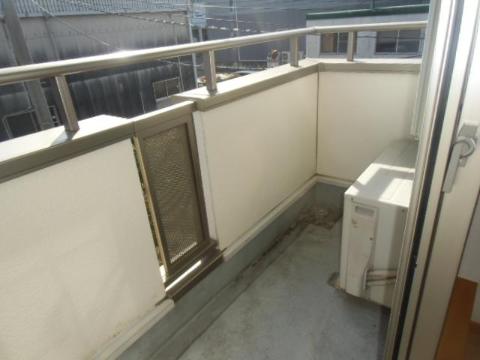 バルコニー　バルコニー（イメージ）