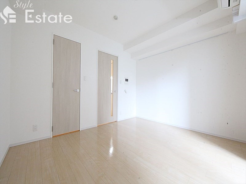 居室・リビング　内装