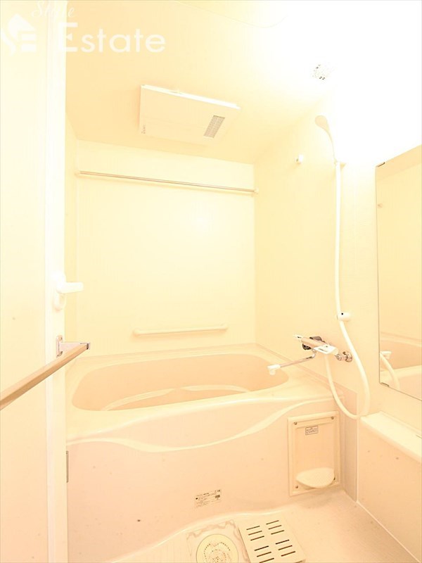 バス・シャワールーム　バスルーム