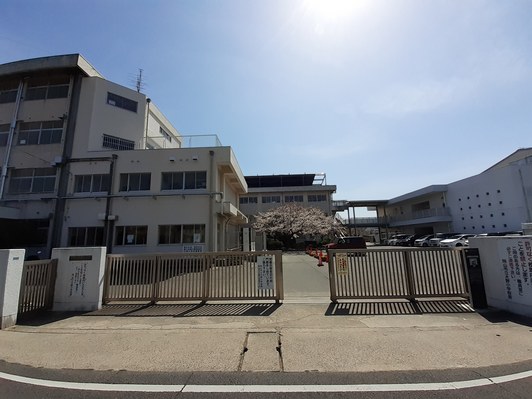 小学校　岡山市立大野小学校（小学校）まで650m