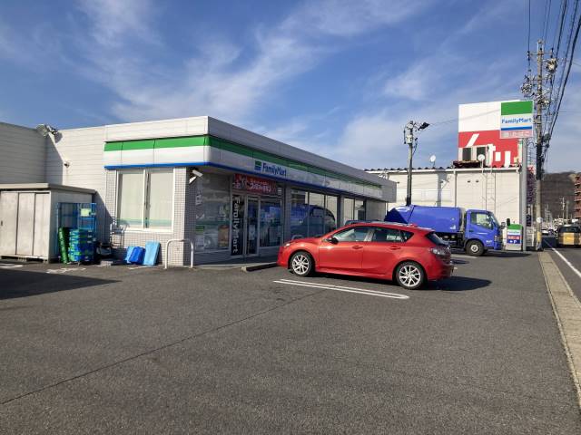 コンビニ　ファミリーマート各務原三ツ池店（コンビニ）まで602m