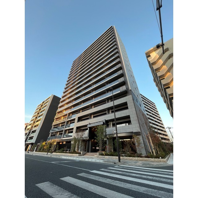 建物外観　２０２３年１２月撮影