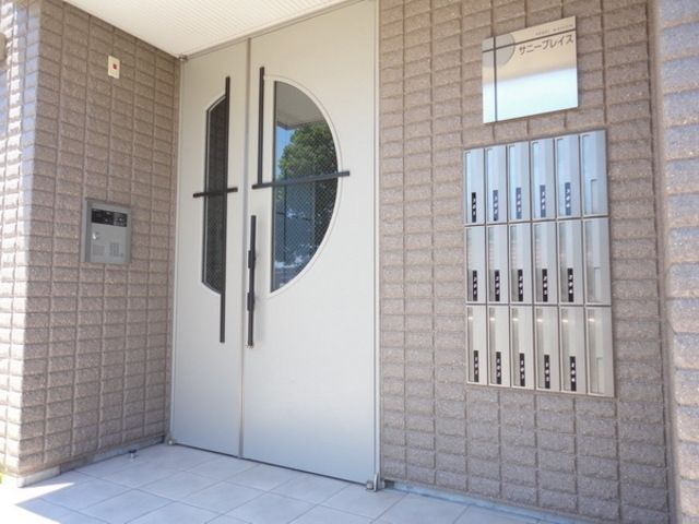 エントランス　★エントランスはオートロック付き★