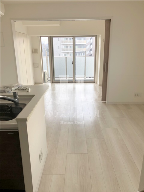 居室・リビング　リビングです　以下別号室参考写真です