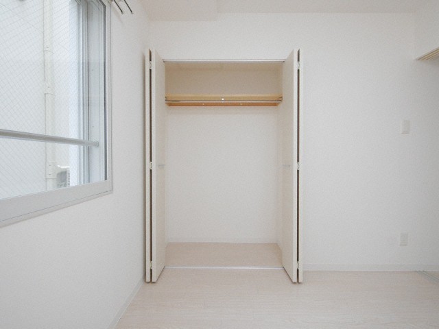 収納　衣類の収納に便利なクローゼット付きです♪