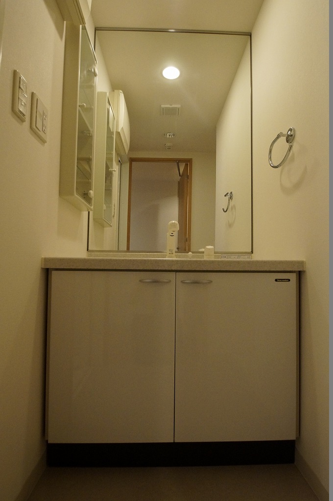 洗面設備　あると便利な独立洗面台