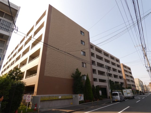 建物外観　鶴見駅徒歩圏内のマンションです