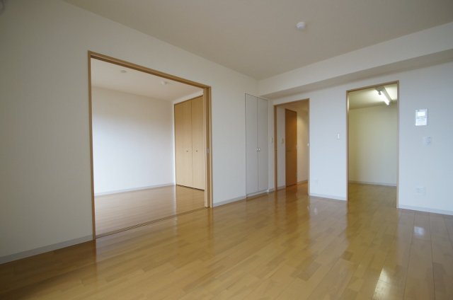 居室・リビング　12.2帖のLDK