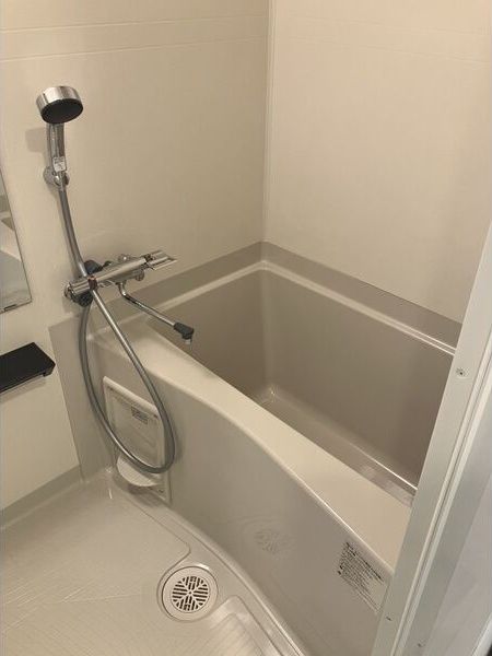 バス・シャワールーム　同じシリーズの部屋写真となります。