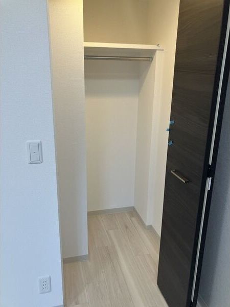 収納　同じシリーズの部屋写真となります。