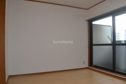 その他部屋・スペース　広くて明るい寝室