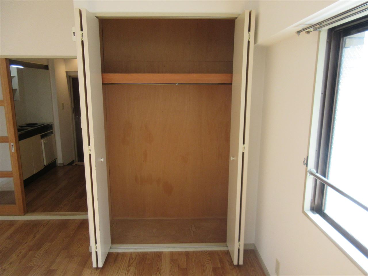 収納　上前津かえでビル