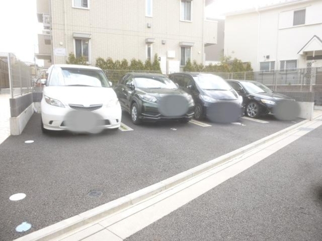 駐車場　駐車場（要空き確認）