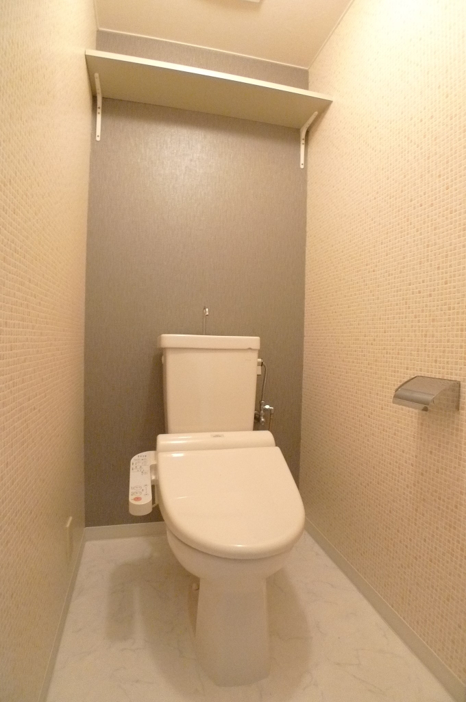 トイレ　写真は202