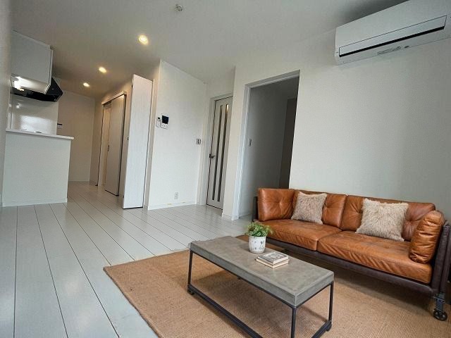 居室・リビング　ＣＧで家具等を配置したもので家具等は含まれません。