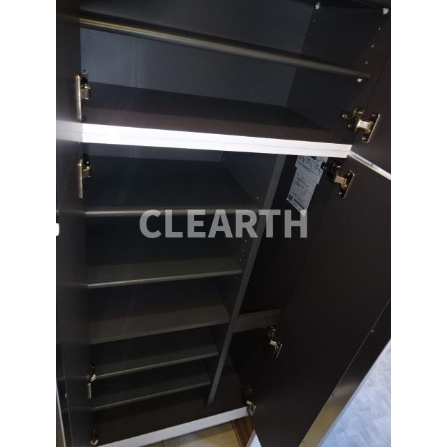 収納　シューズボックス