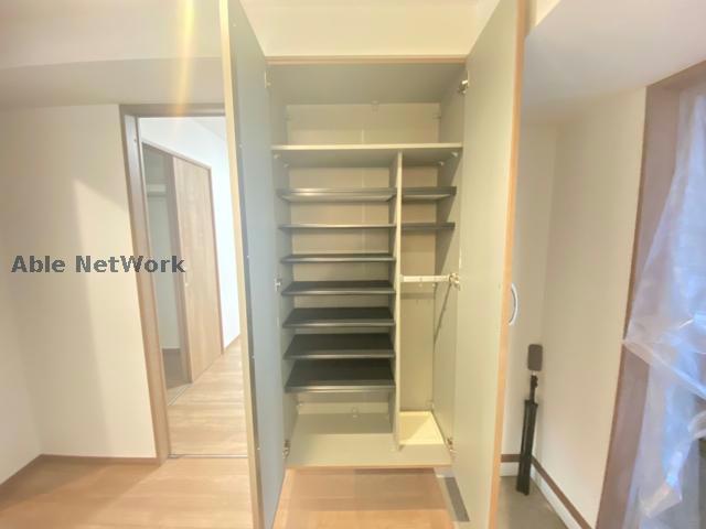 玄関　同型反転タイプ