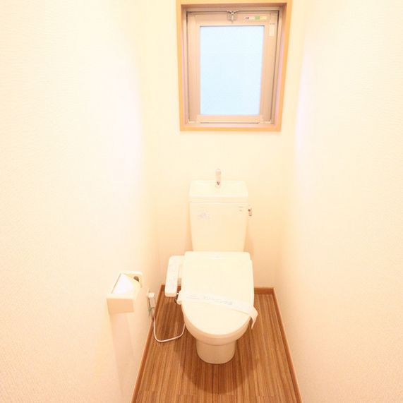 トイレ　別室参考写真です