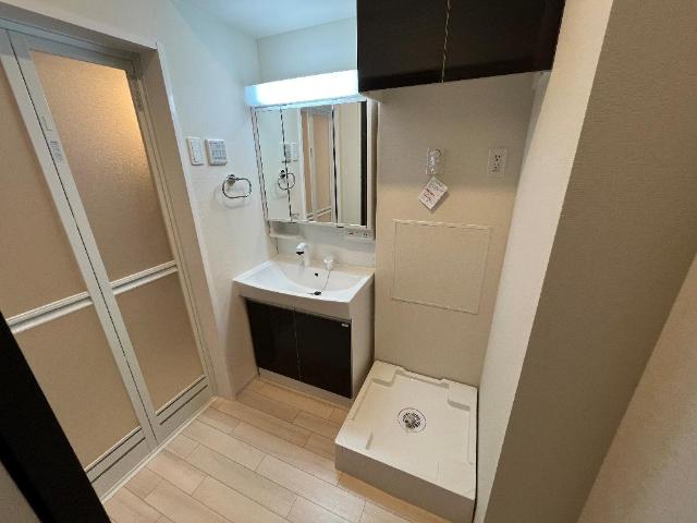 洗面設備　洗髪洗面化粧台