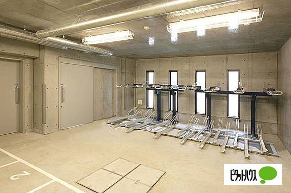 駐車場　※駐輪場