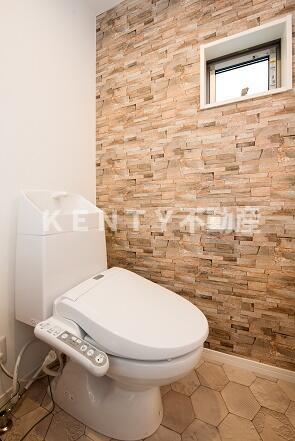 トイレ　トイレもきれいです