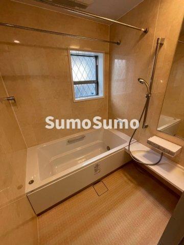 バス・シャワールーム　お風呂で日々の疲れを落としましょう