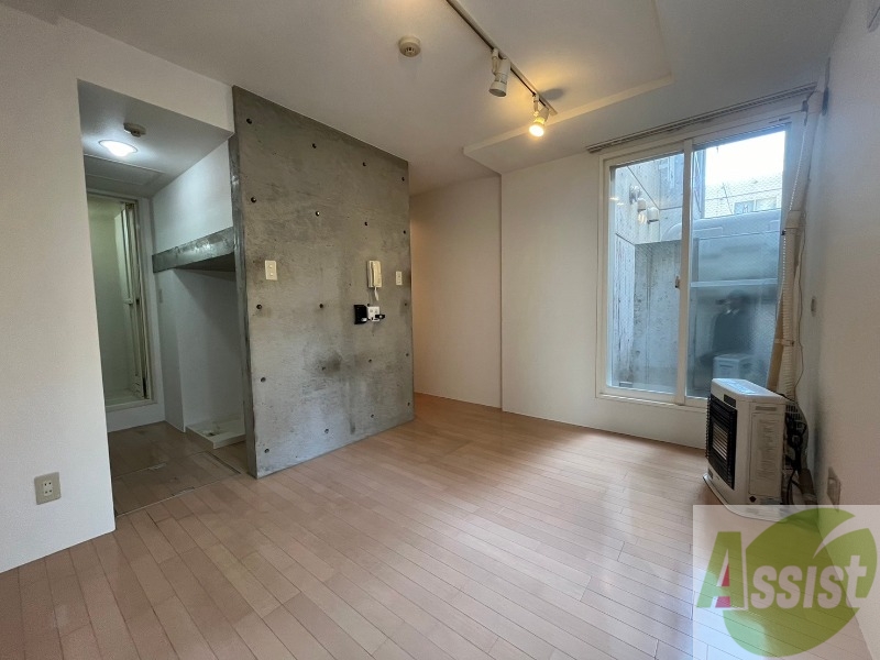 居室・リビング　広くてキレイなお部屋が広がっていて、充実した生活が送れそう。