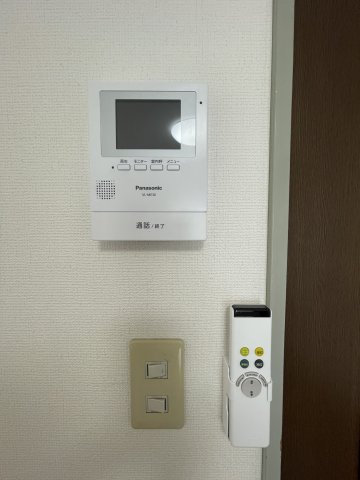 セキュリティ　モニターホン取付しています☆