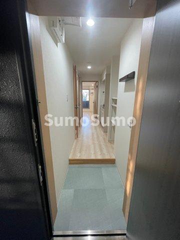 ルストーレ西宮北口1号棟 1号棟の玄関写真